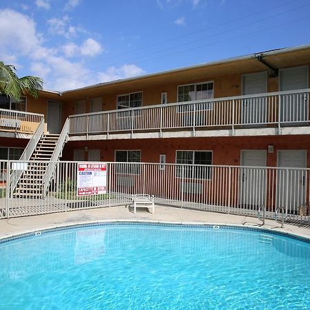 Chateau Inn & Suites Downey Exterior foto