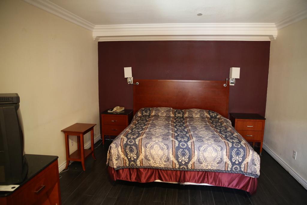 Chateau Inn & Suites Downey Exterior foto