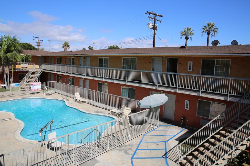 Chateau Inn & Suites Downey Exterior foto